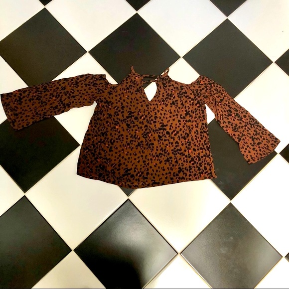 Mossimo Animal Print Leopard Cold Shoulder Top Rust Chocolate Brown Red Pink Med - Picture 6 of 8